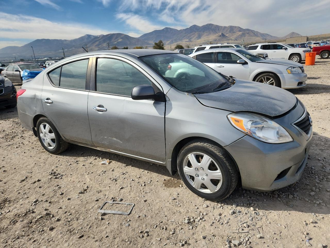 2013 NISSAN VERSA
