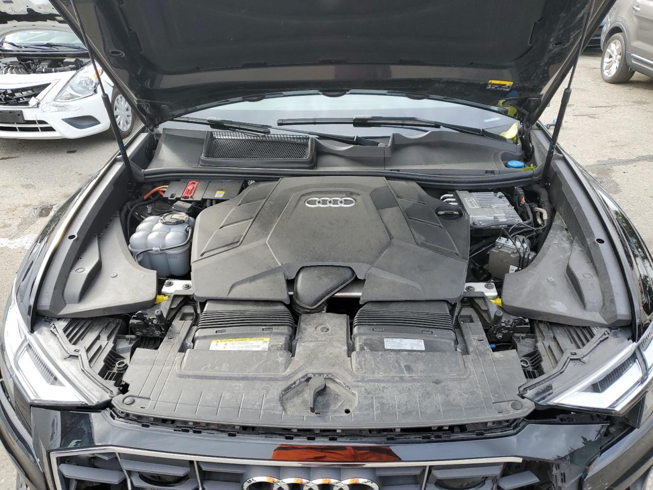 2019 AUDI Q8
