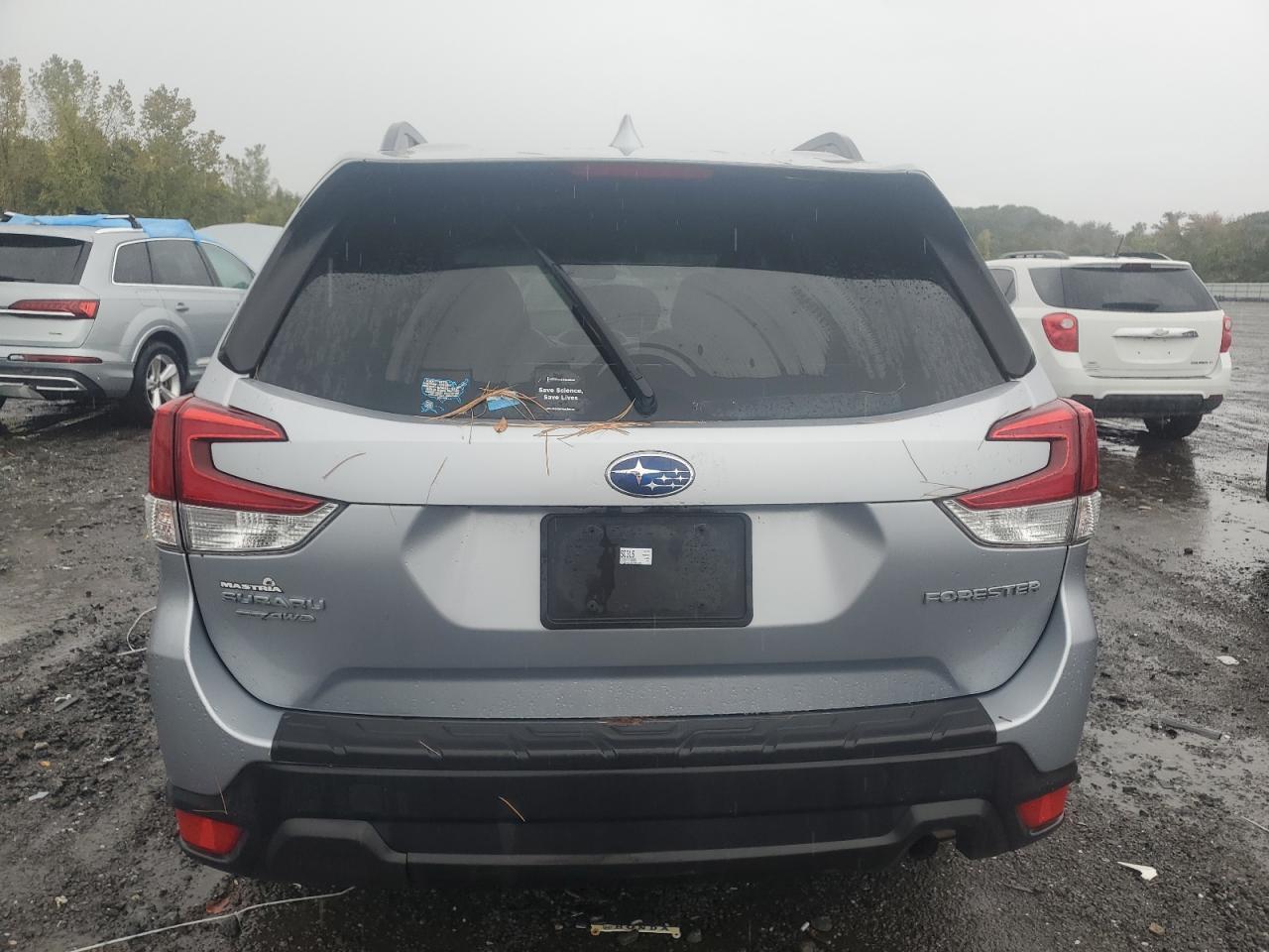 2020 SUBARU FORESTER