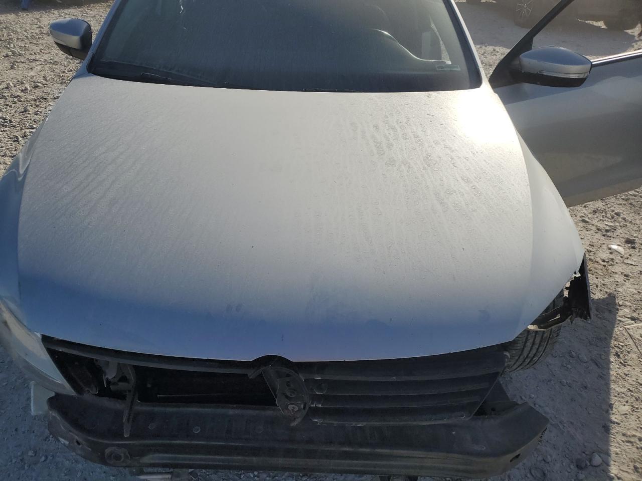 2012 VOLKSWAGEN JETTA