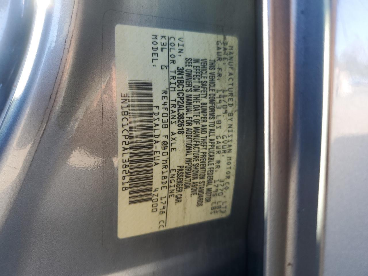 2010 NISSAN VERSA