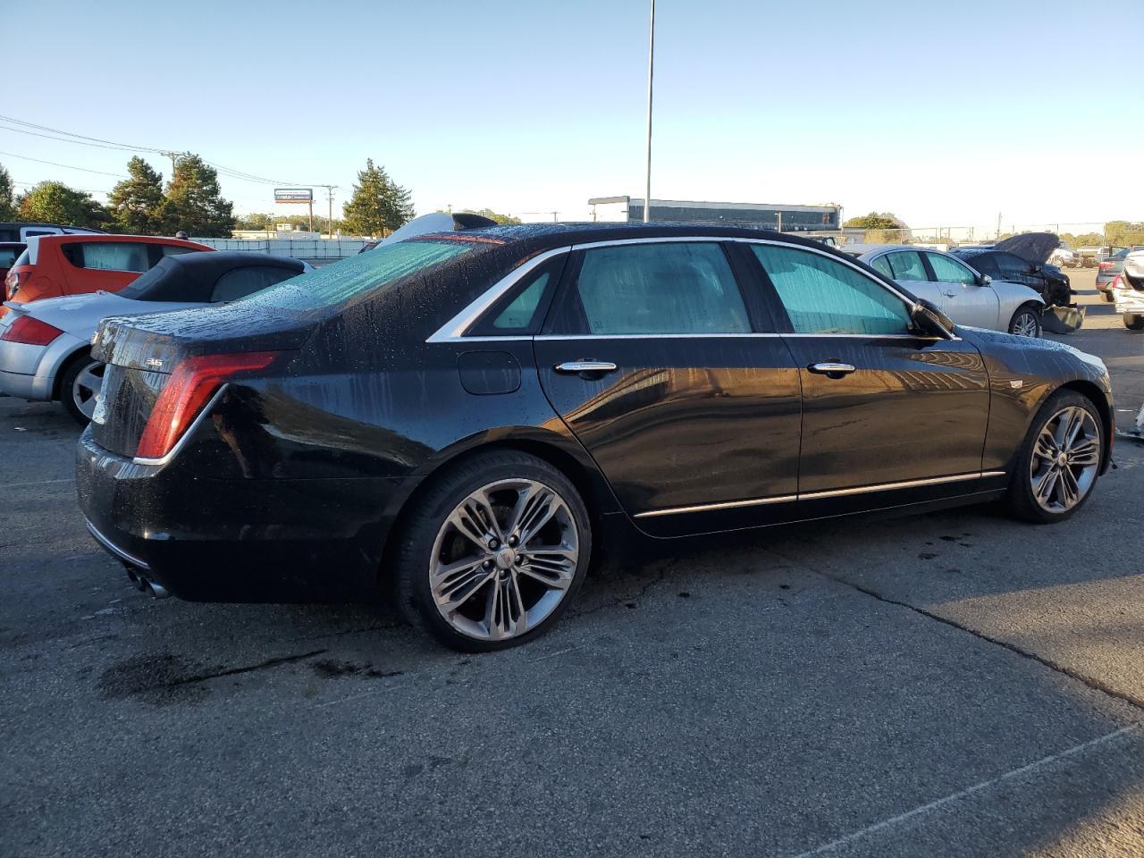 2017 CADILLAC CT6