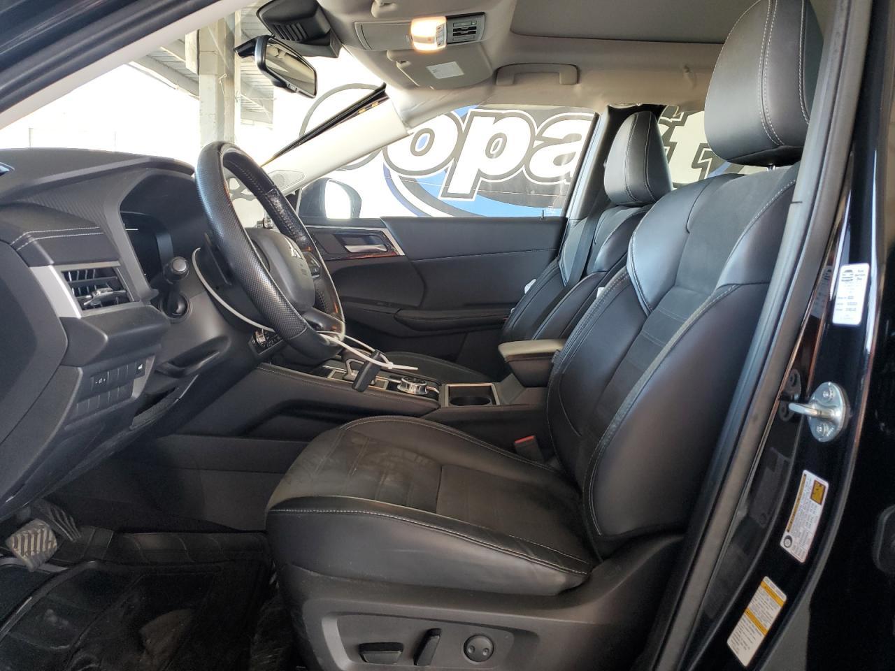 2022 MITSUBISHI outlander