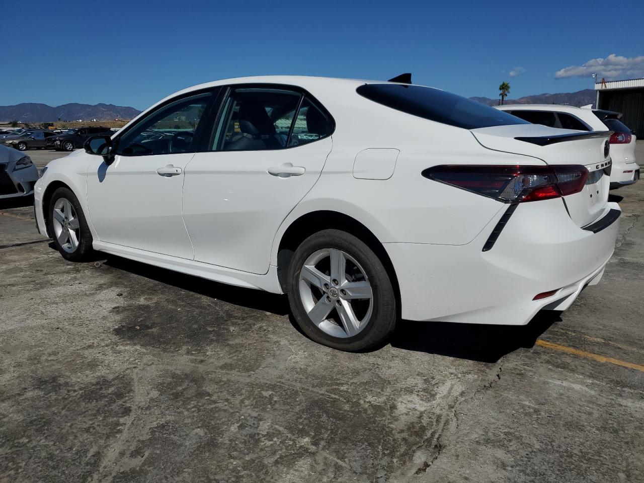 2024 TOYOTA CAMRY