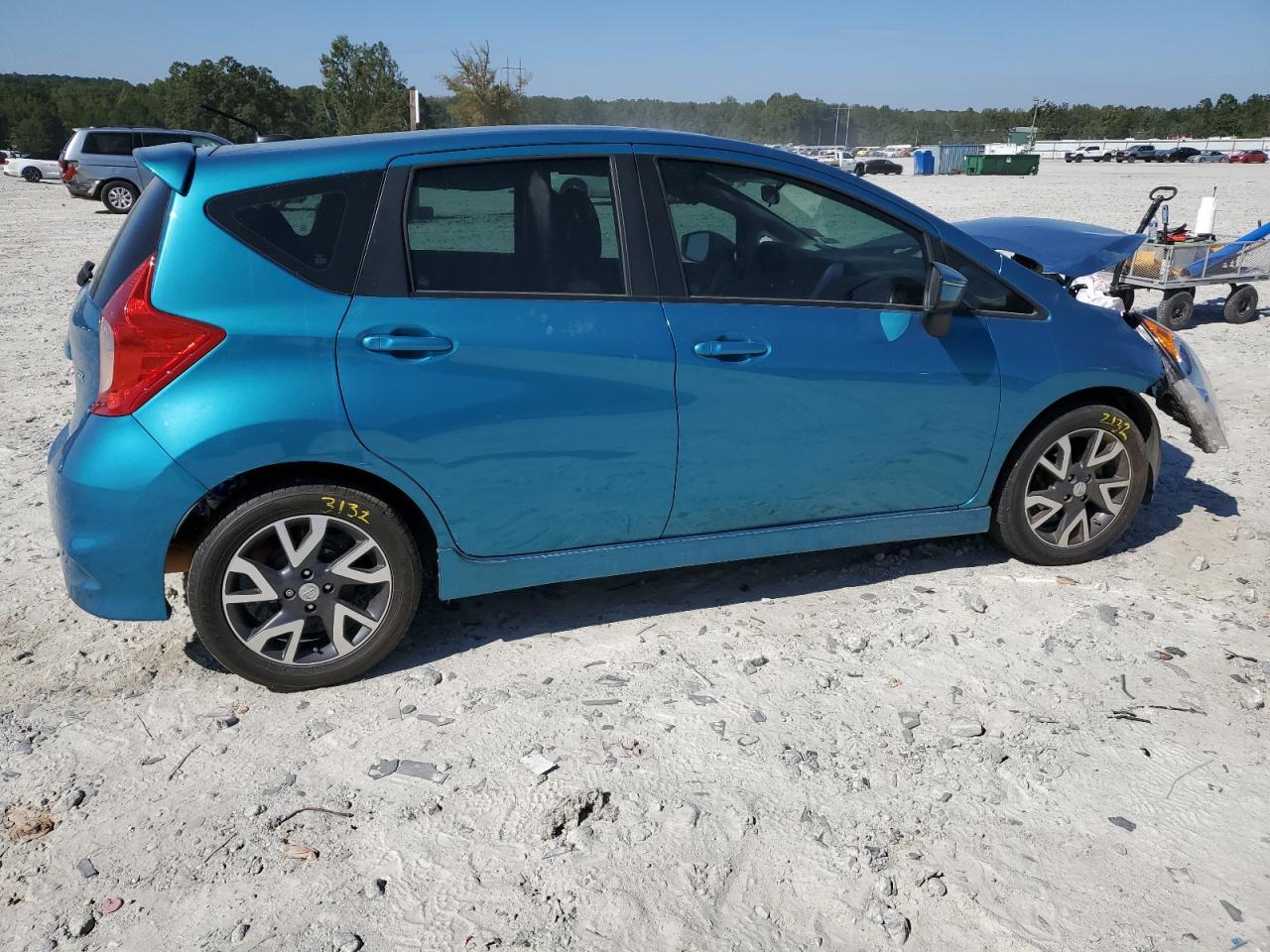 2015 NISSAN Versa Note