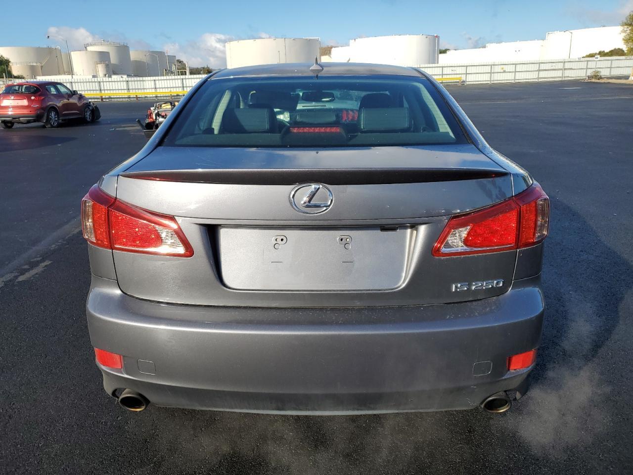 2013 LEXUS IS 250