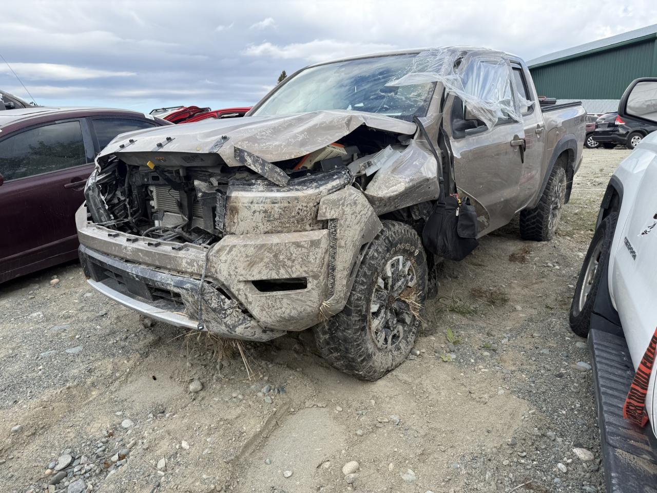 2024 NISSAN Frontier