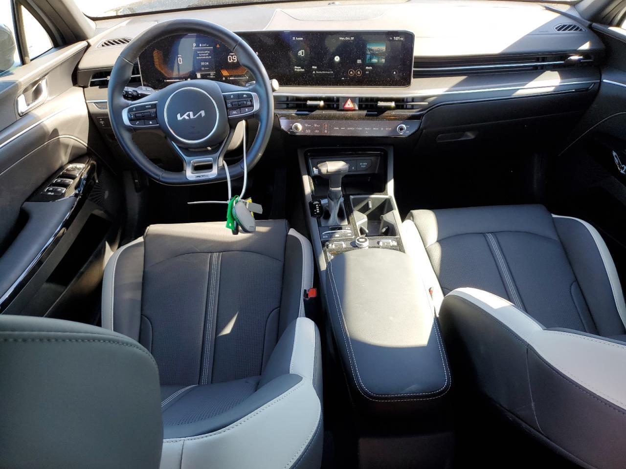 2025 KIA K5