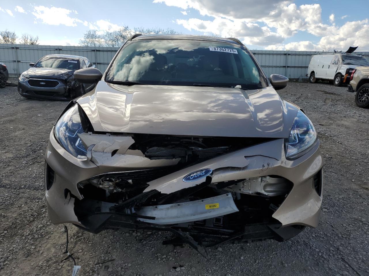 2021 FORD ESCAPE