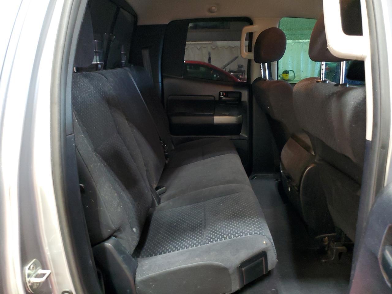 2011 TOYOTA TUNDRA