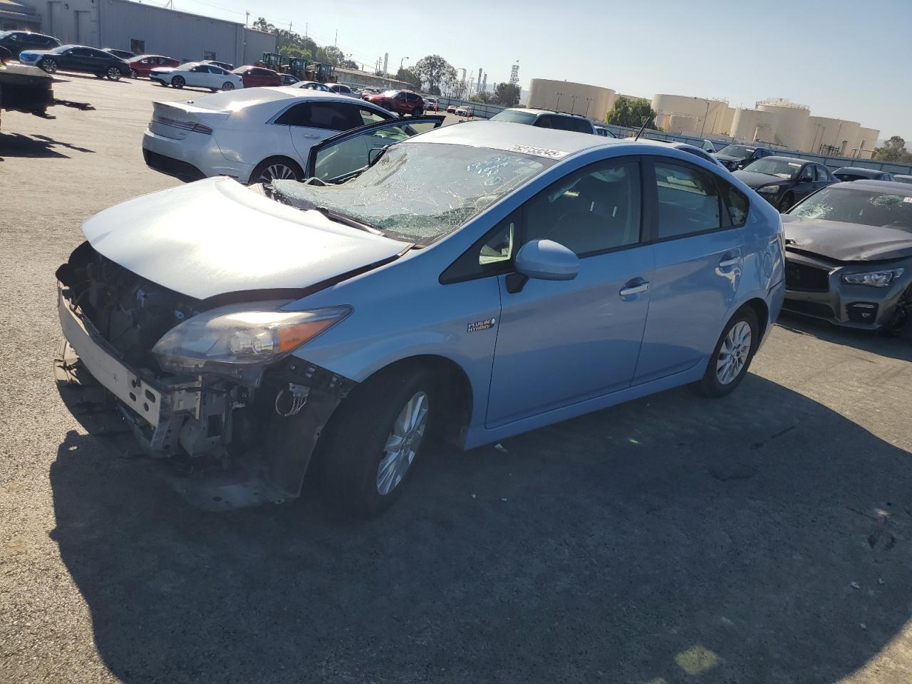 2013 TOYOTA Prius Plug-In