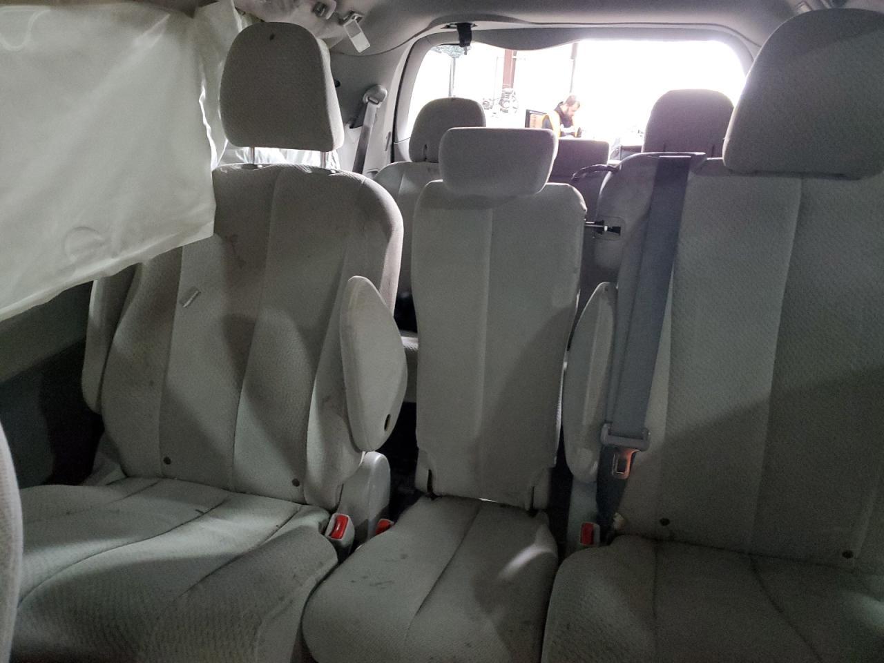 2013 TOYOTA SIENNA