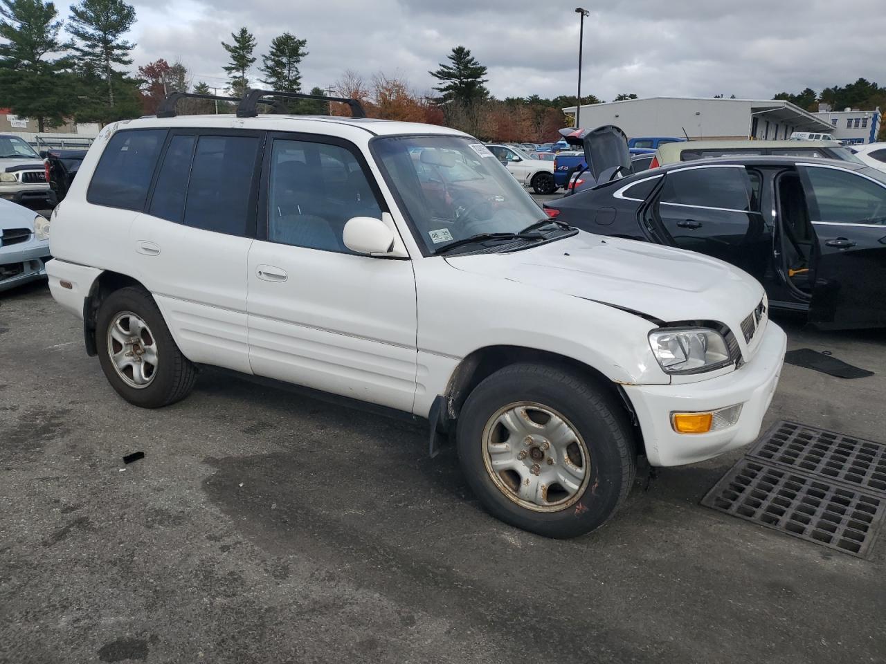 2000 TOYOTA RAV4