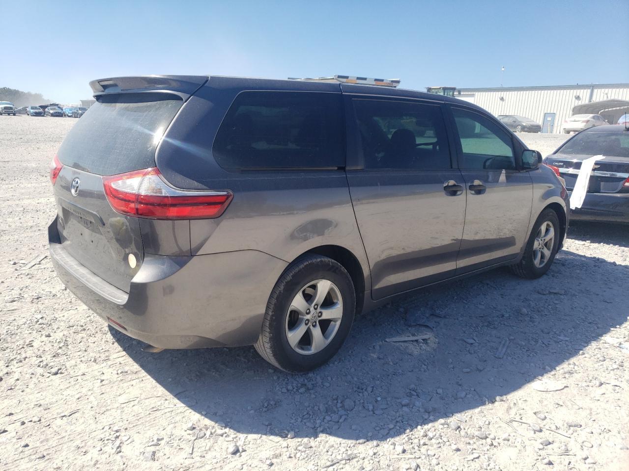 2015 TOYOTA SIENNA
