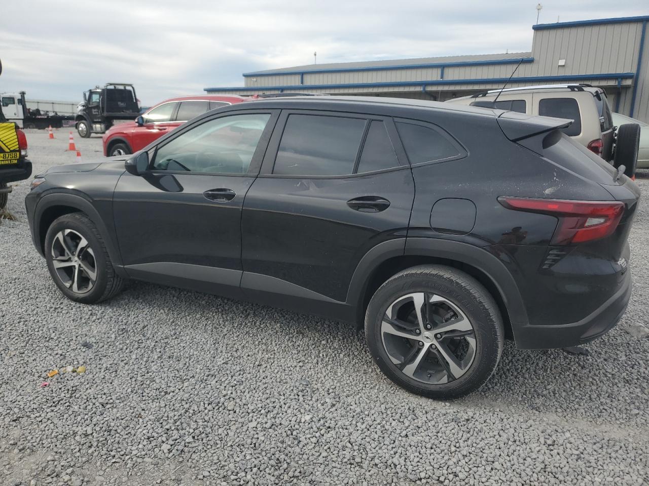 2025 CHEVROLET TRAX