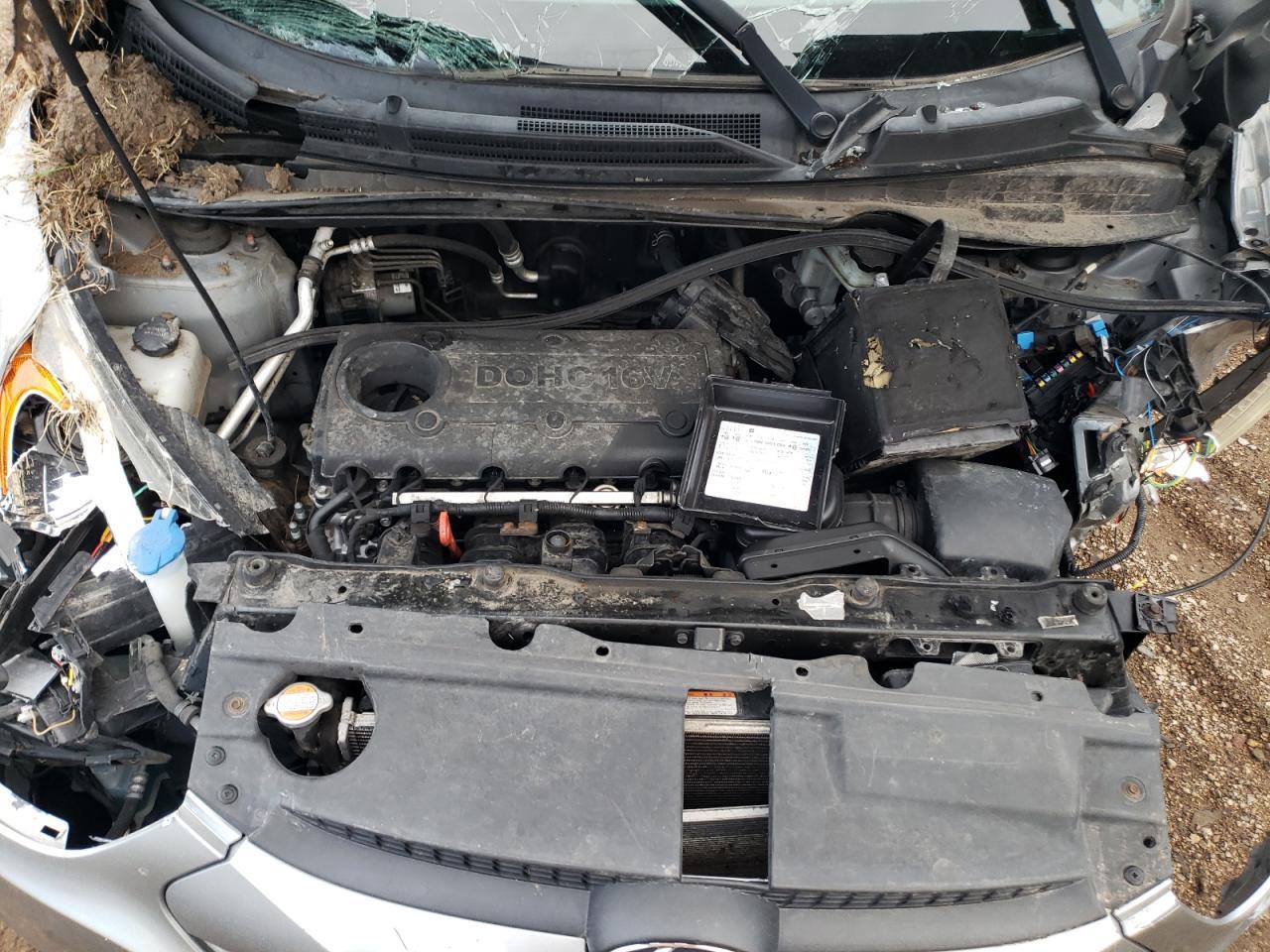 2010 HYUNDAI TUCSON