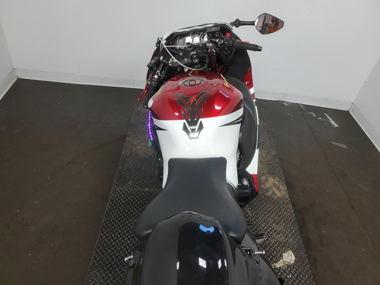 2017 SUZUKI Gsx1300