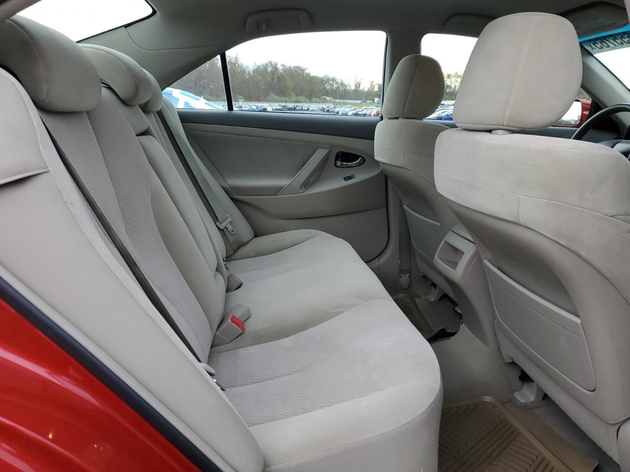 2011 TOYOTA CAMRY