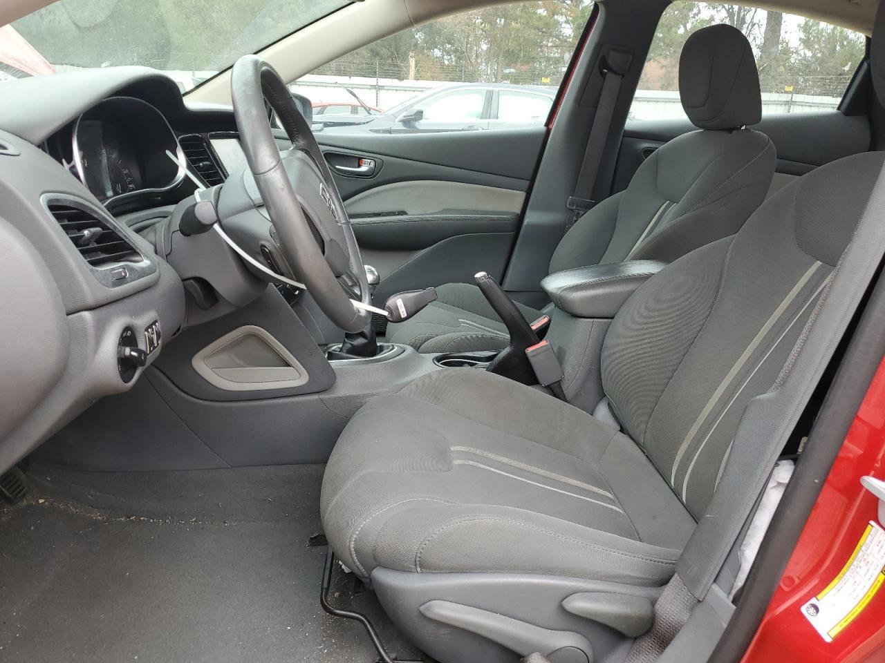 2013 DODGE Dart