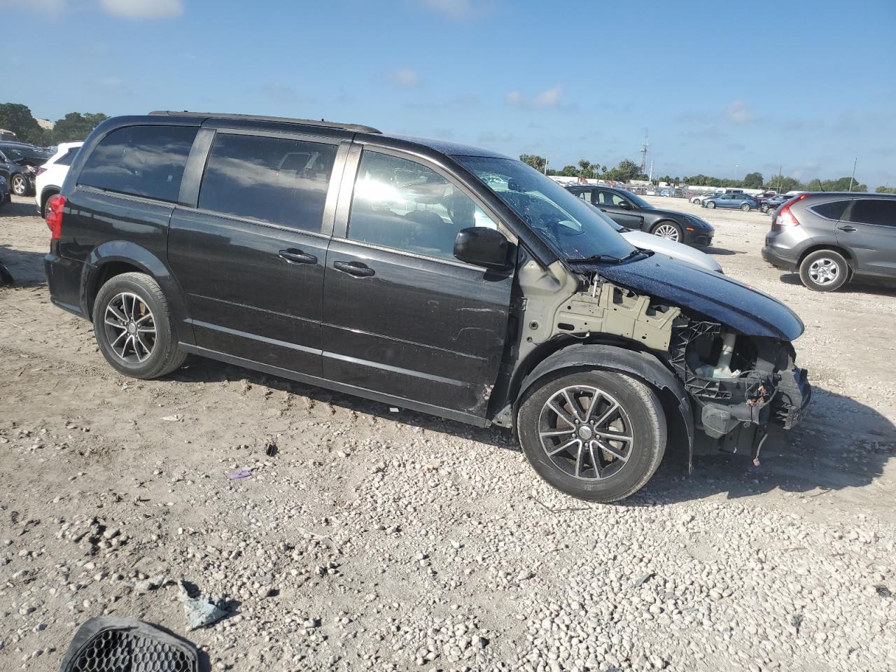 2017 DODGE GRAND CARAVAN