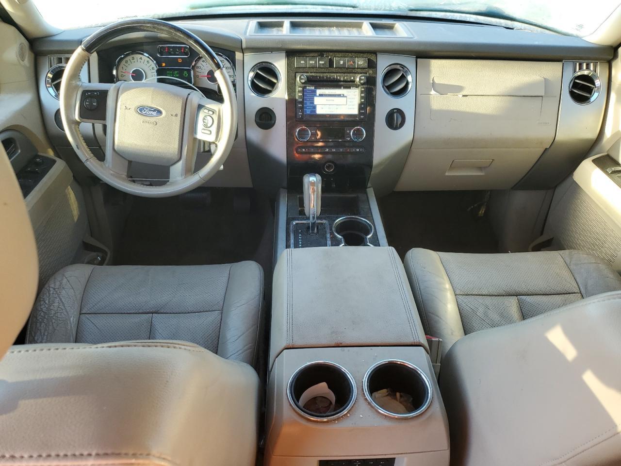 2013 FORD Expedition