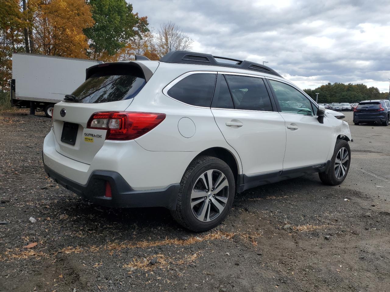 2019 SUBARU Outback