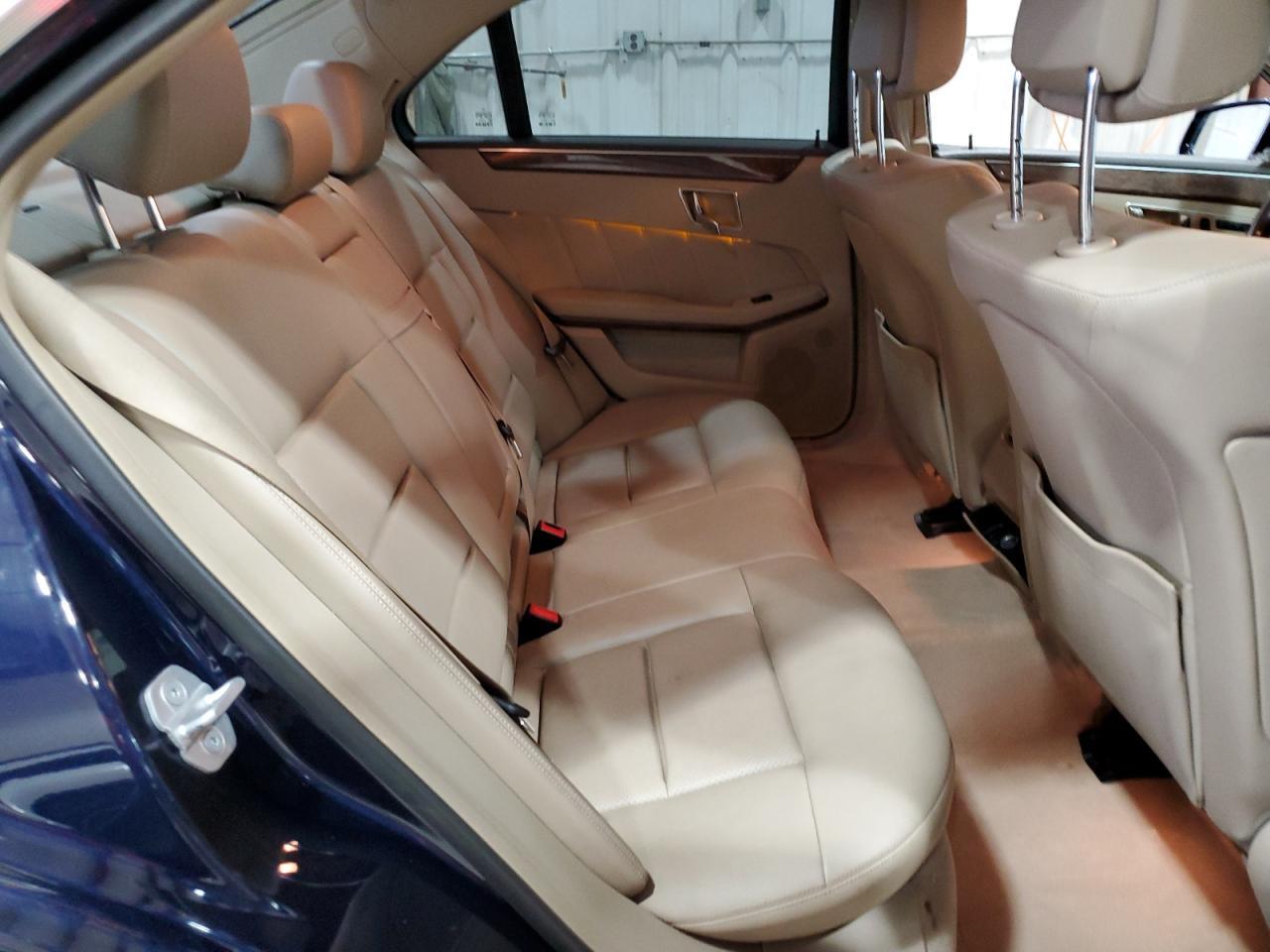 2012 MERCEDES-BENZ E-Class