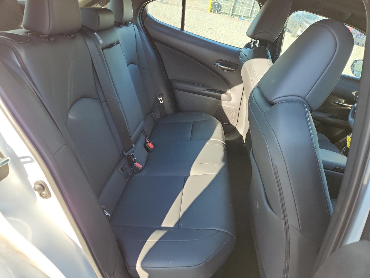 2024 LEXUS Ux