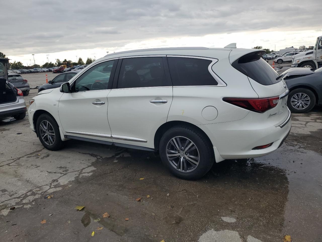 2016 INFINITI QX60