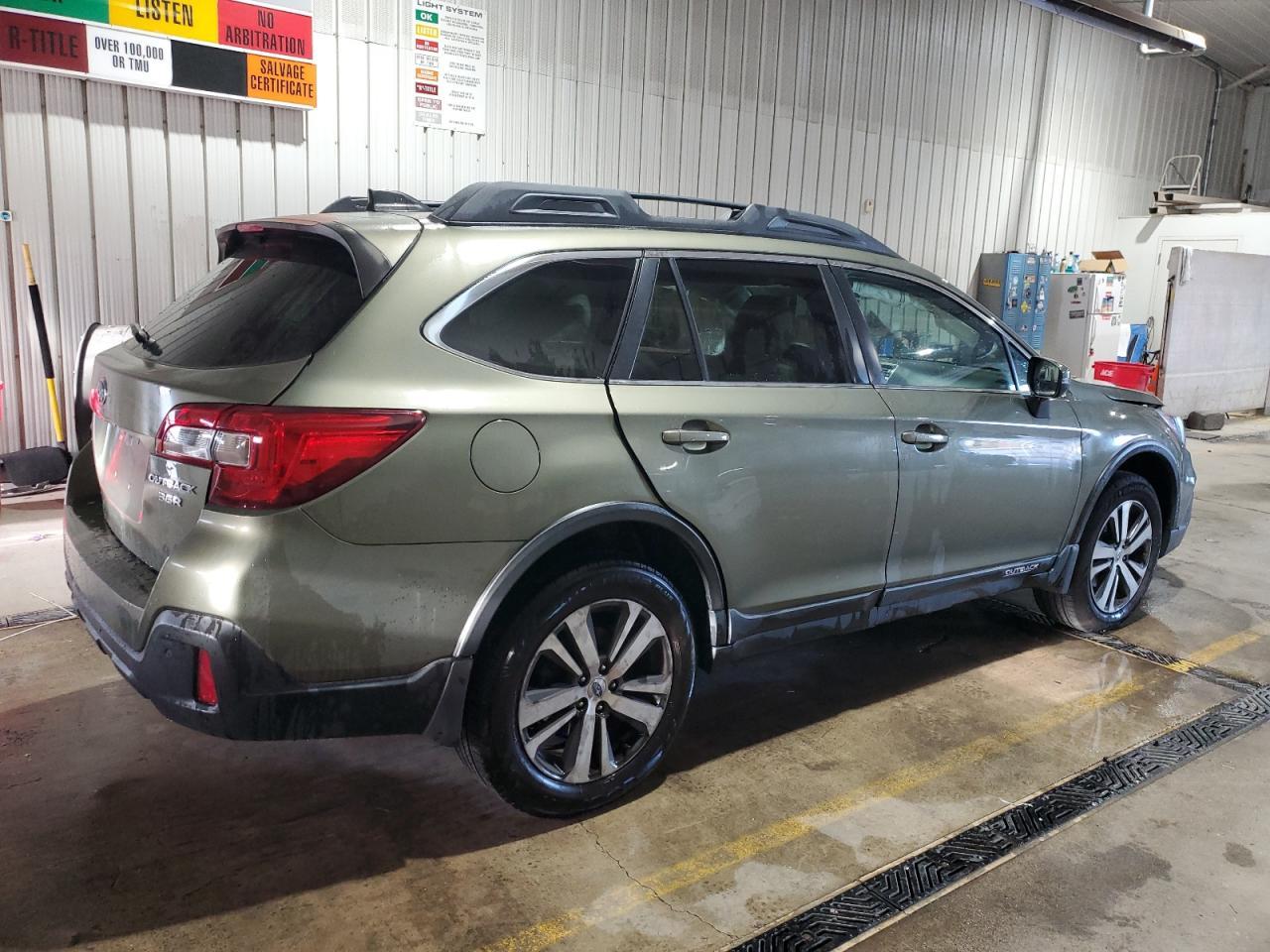 2019 SUBARU Outback