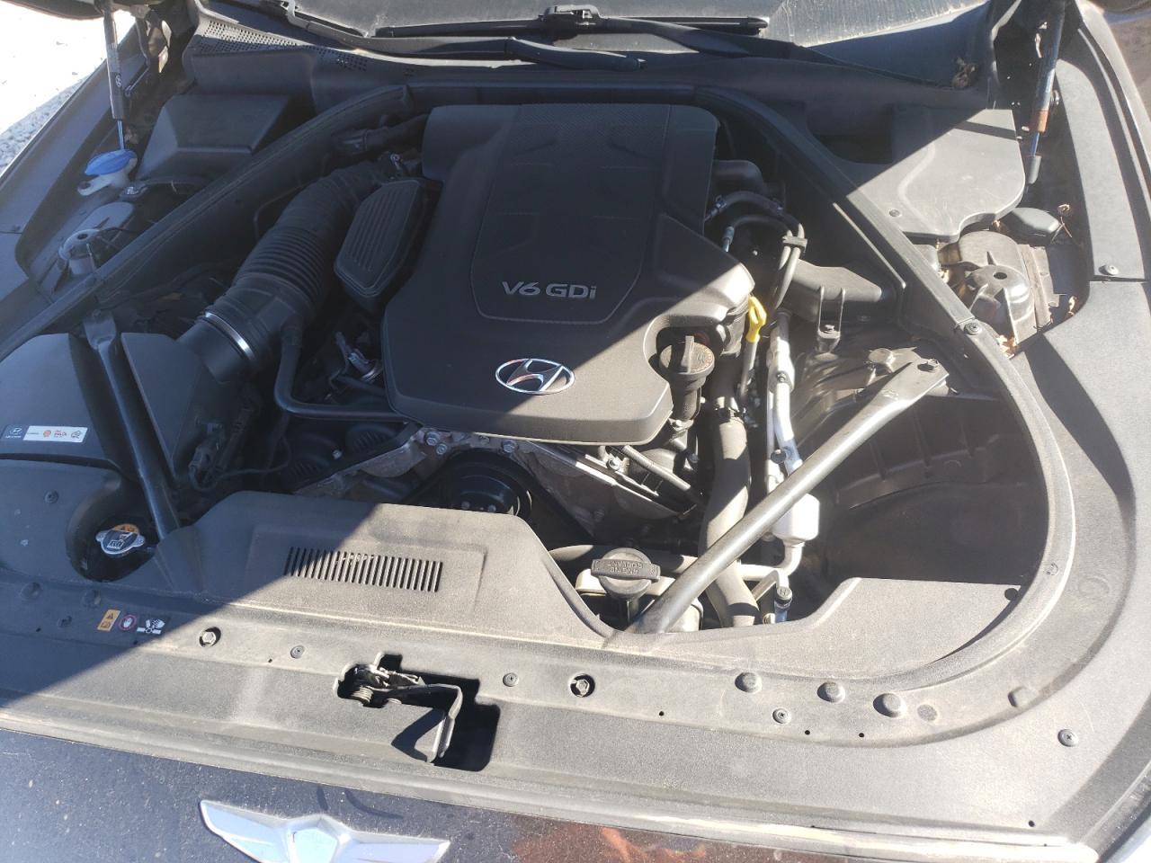 2015 HYUNDAI GENESIS