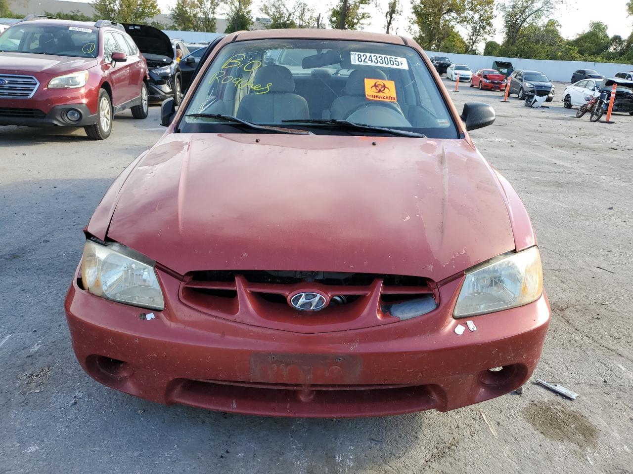 2000 HYUNDAI ACCENT