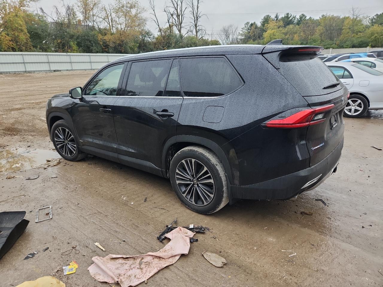 2024 TOYOTA HIGHLANDER