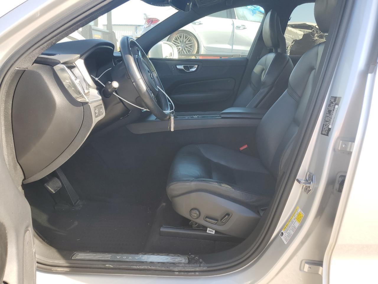 2019 VOLVO XC60