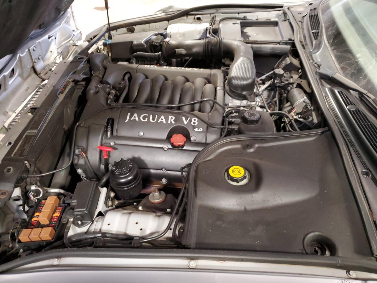 2002 JAGUAR Vandenplas