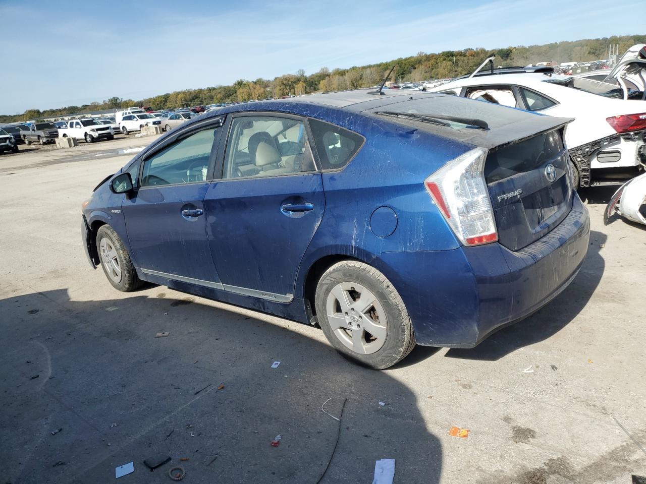 2011 TOYOTA PRIUS