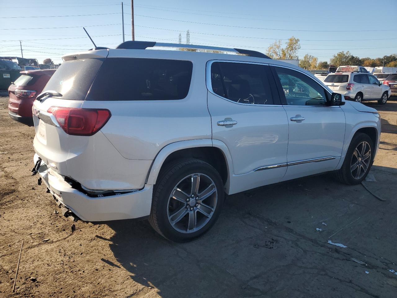 2017 GMC ACADIA