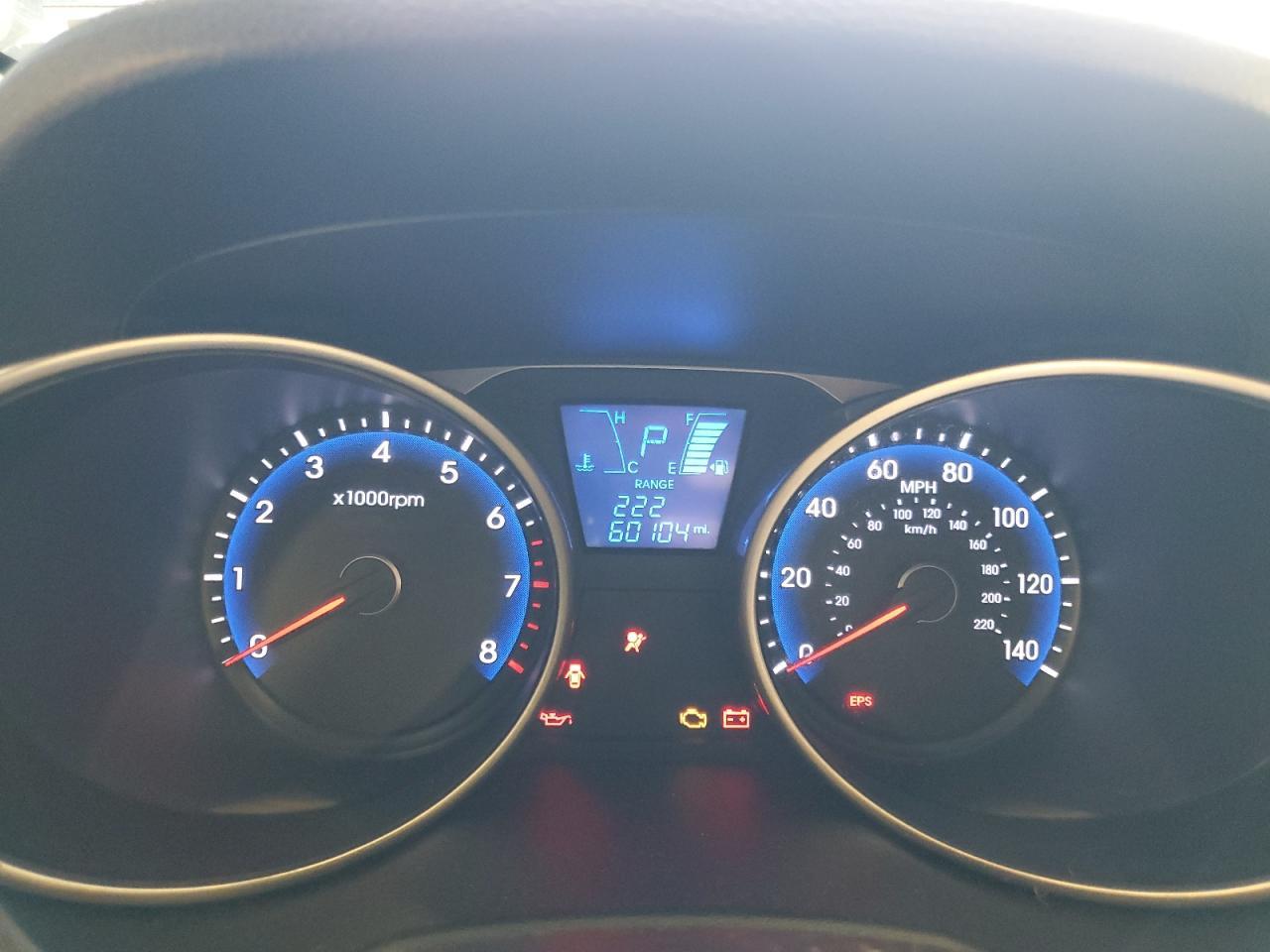 2011 HYUNDAI TUCSON