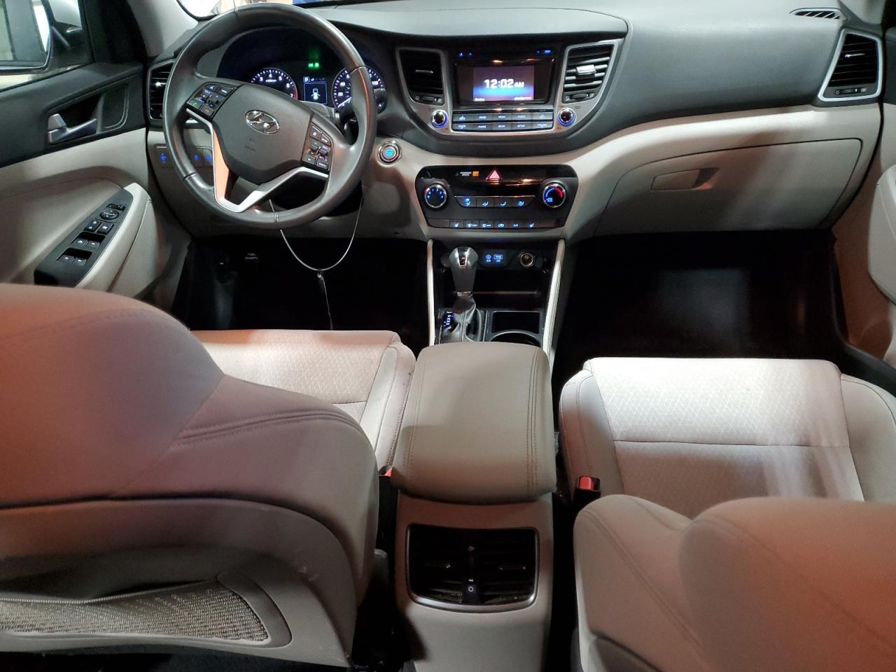 2017 HYUNDAI TUCSON