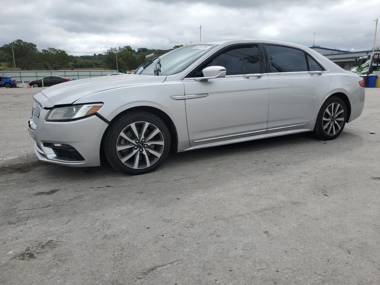 2018 LINCOLN Continental