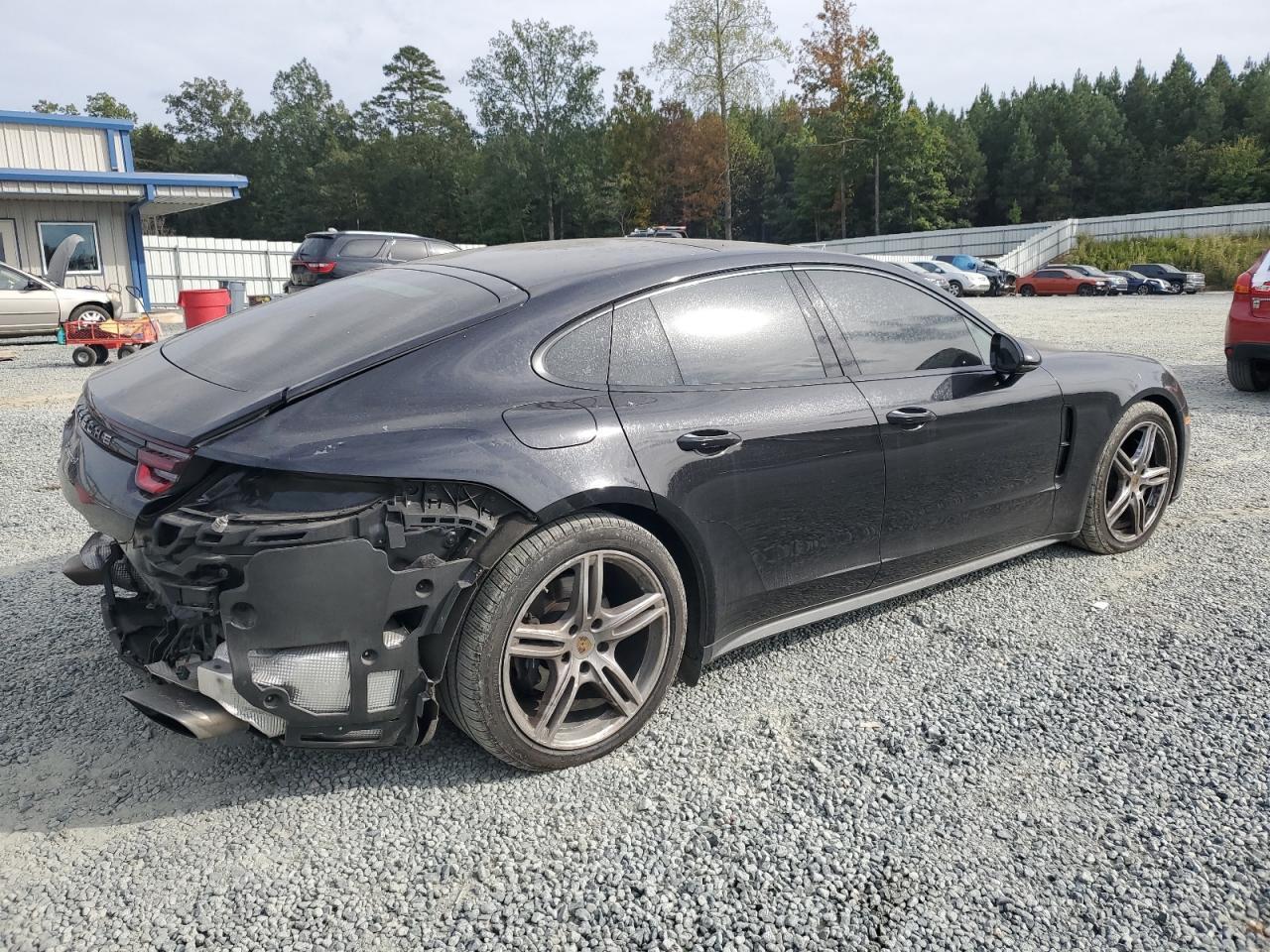 2018 PORSCHE Panamera