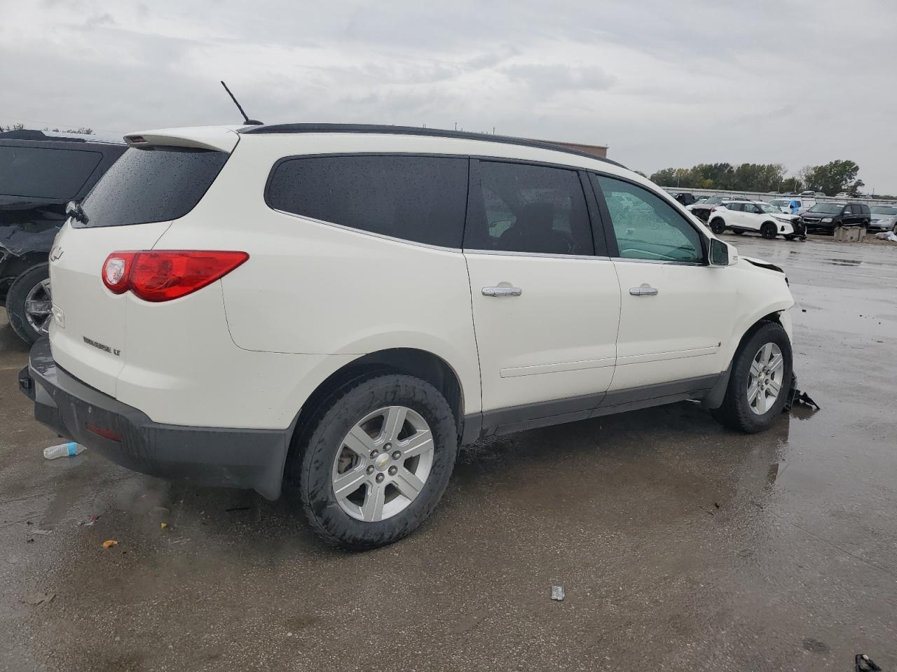 2011 CHEVROLET TRAVERSE
