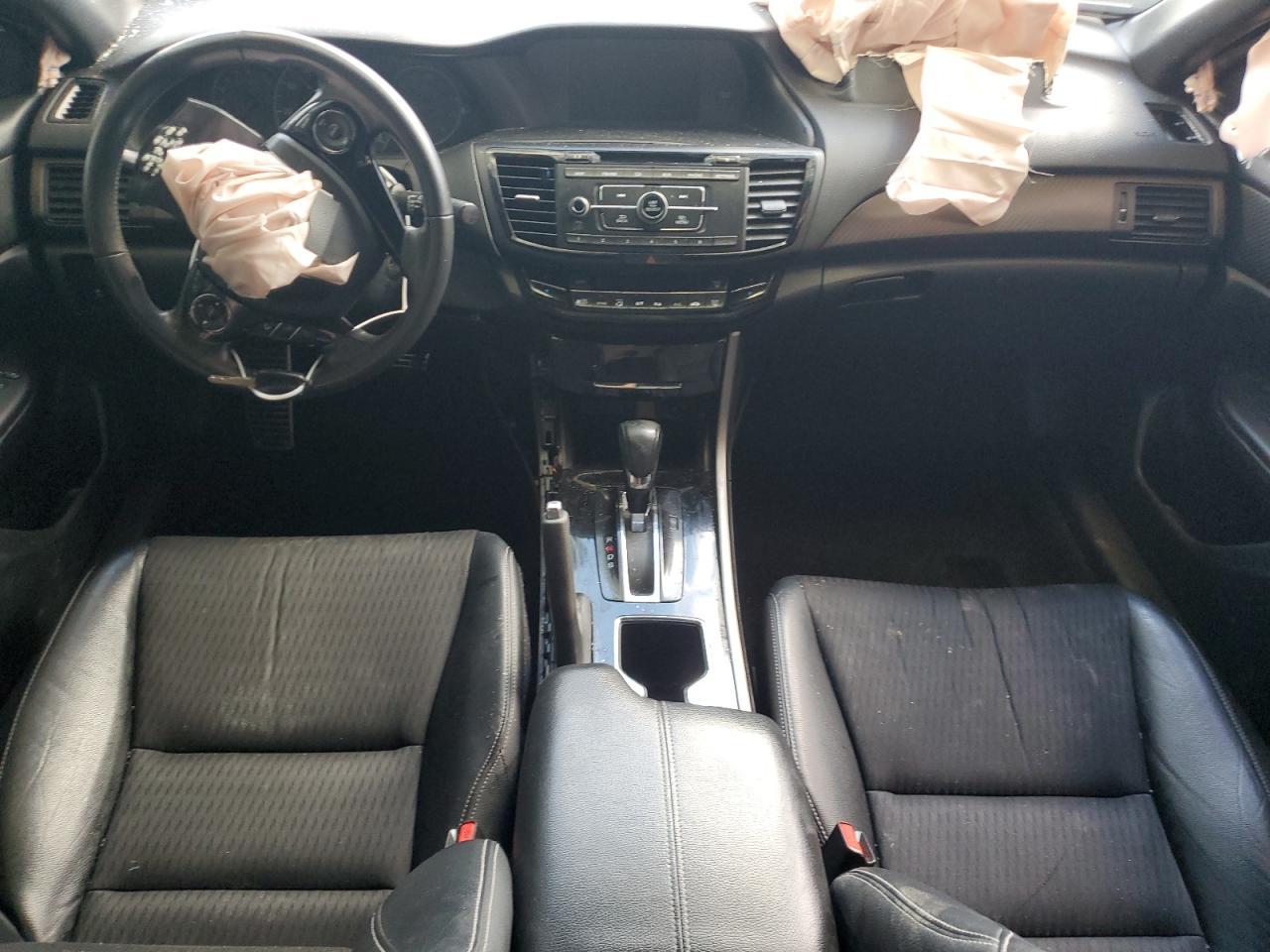 2017 HONDA ACCORD