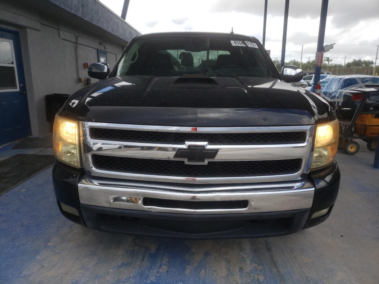 2011 CHEVROLET Silverado
