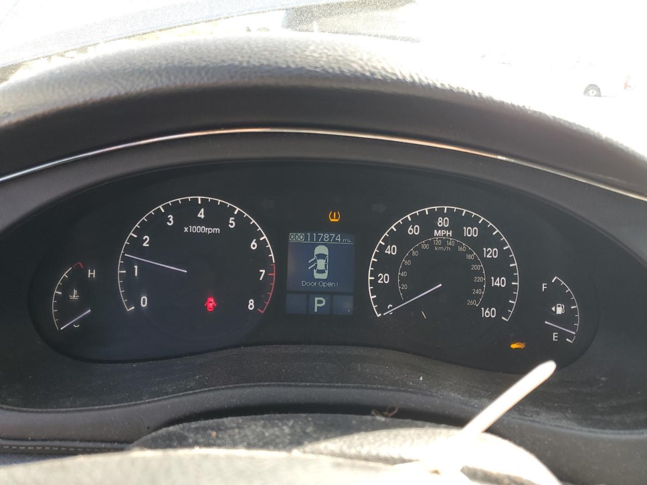 2009 HYUNDAI GENESIS