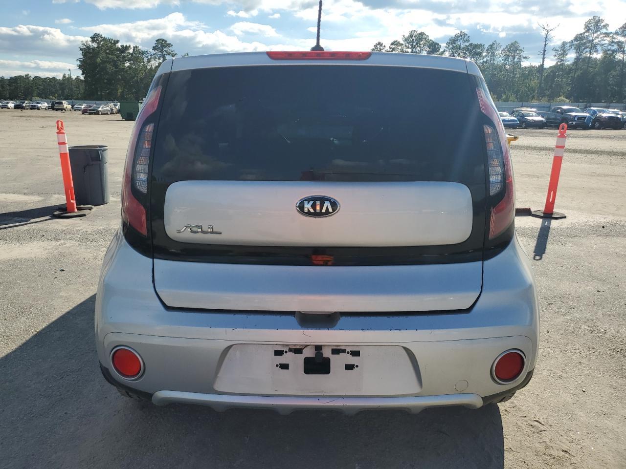 2017 KIA SOUL