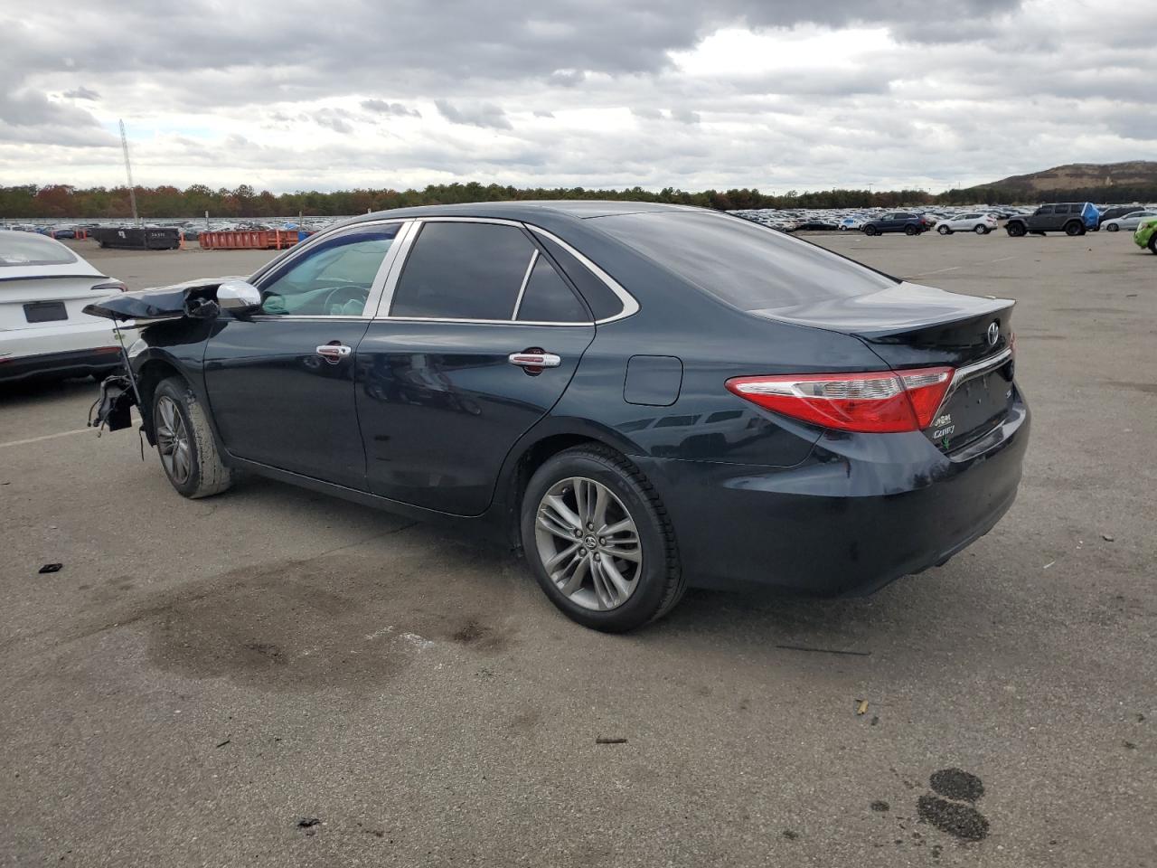 2017 TOYOTA CAMRY