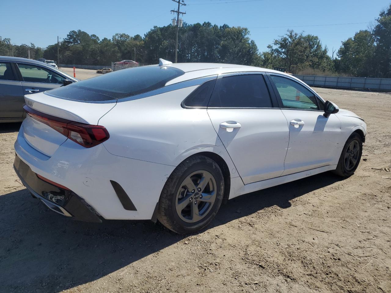 2022 KIA K5