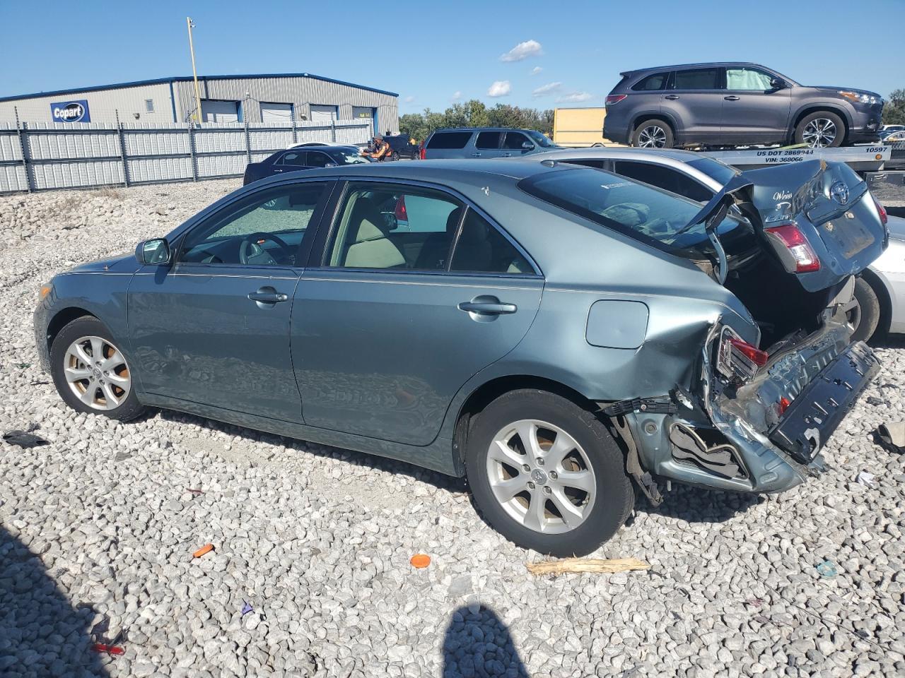 2011 TOYOTA CAMRY