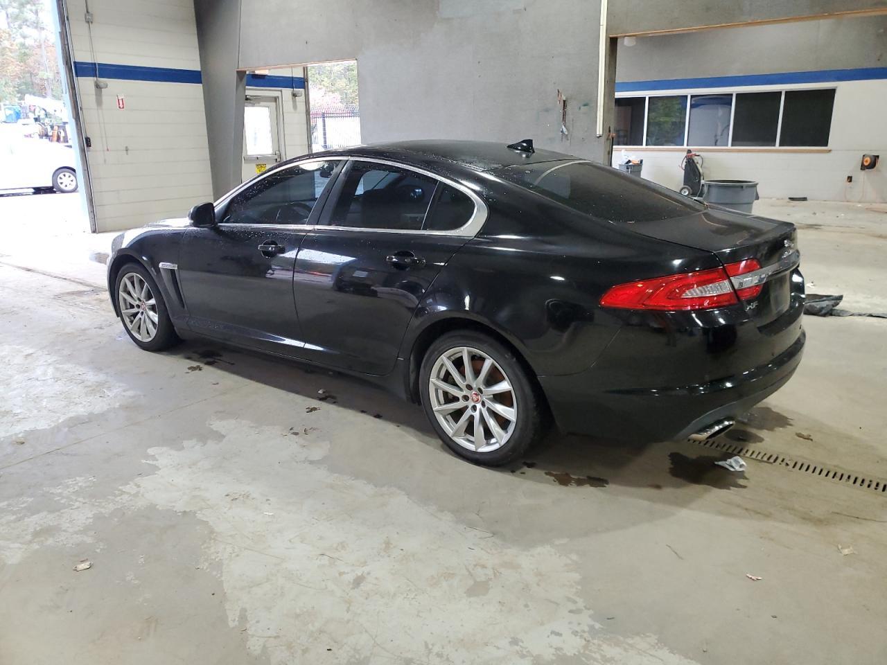 2015 JAGUAR XF